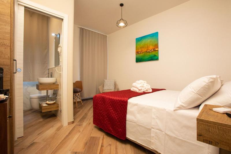 AL 54 Accommodation - image 22