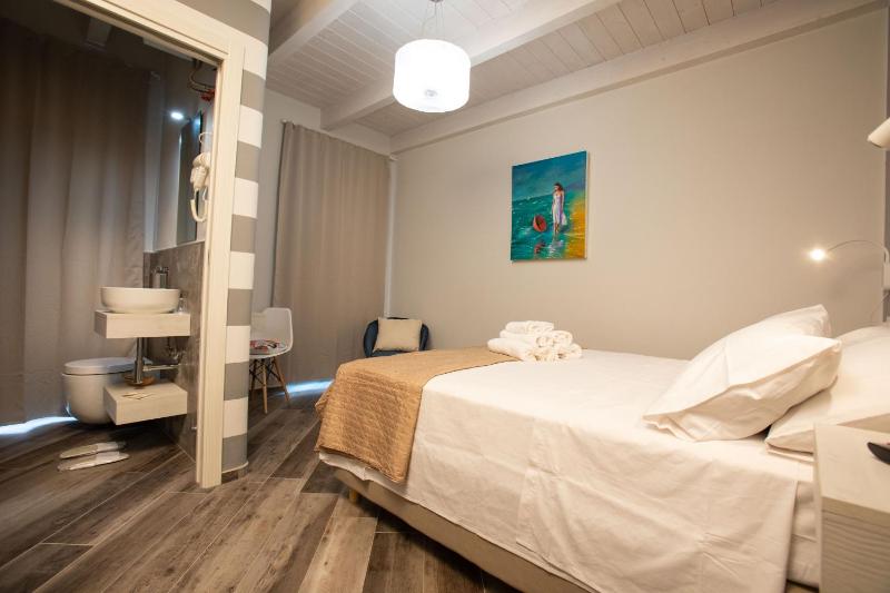 AL 54 Accommodation - image 42
