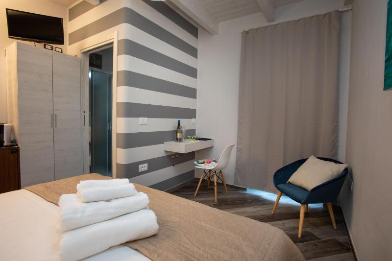 AL 54 Accommodation - image 18