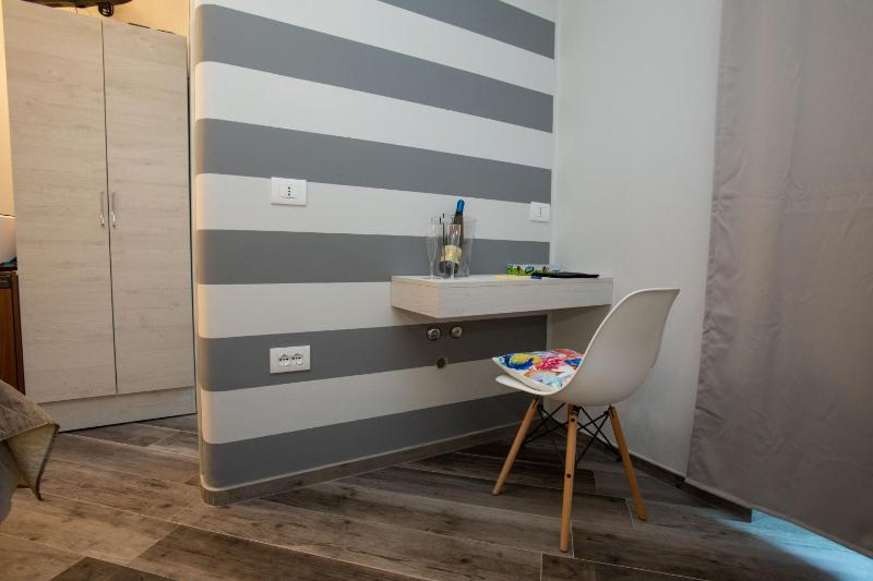 AL 54 Accommodation - image 30