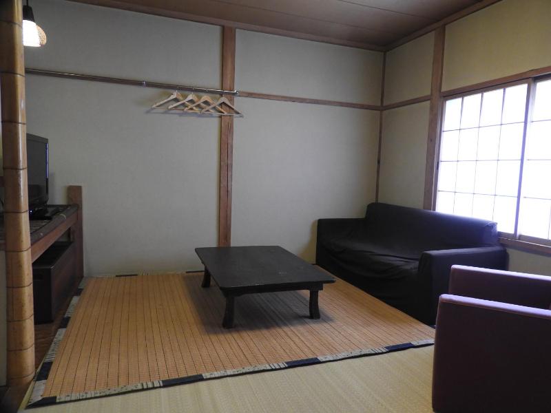 Hunter Lodge - image 7