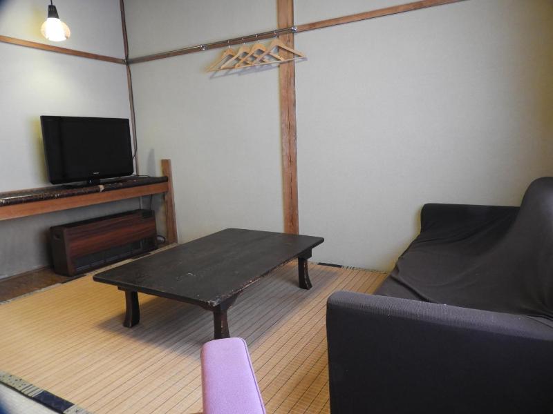 Hunter Lodge - image 10