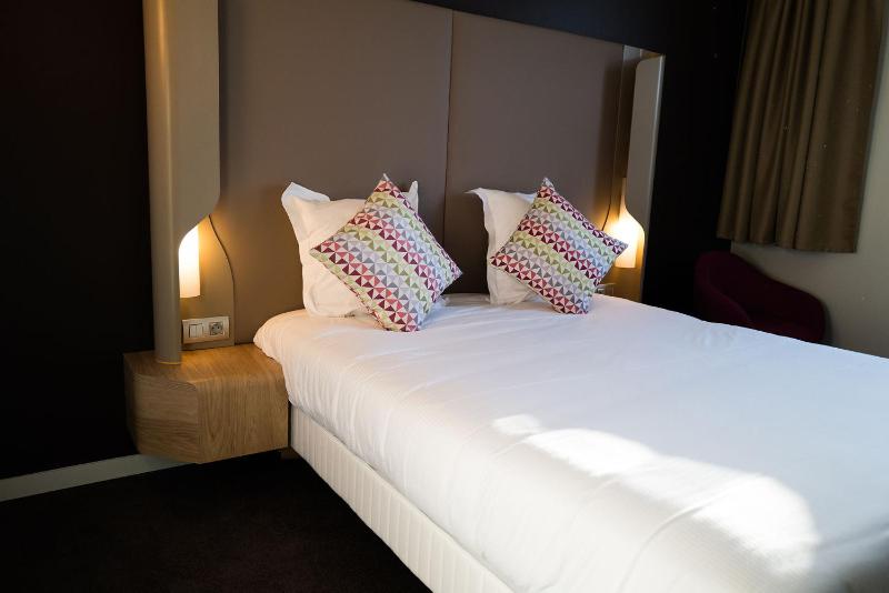 Campanile PRIME - Montpellier Centre St Roch - image 40