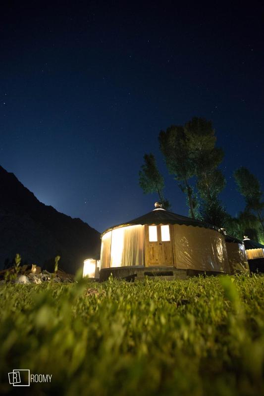 Roomy Yurts Gulmit Hunza - image 6