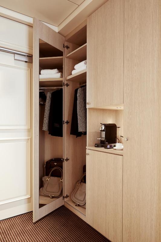 Junior Suite image 4