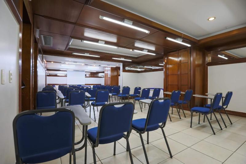 Golden Tulip Goiania Address - image 48