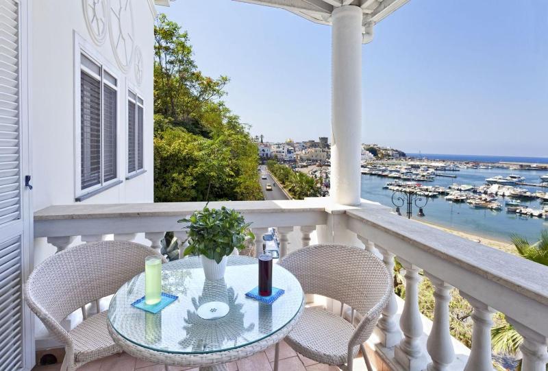 Deluxe Two-Bedroom Apartment with Terrace image 2