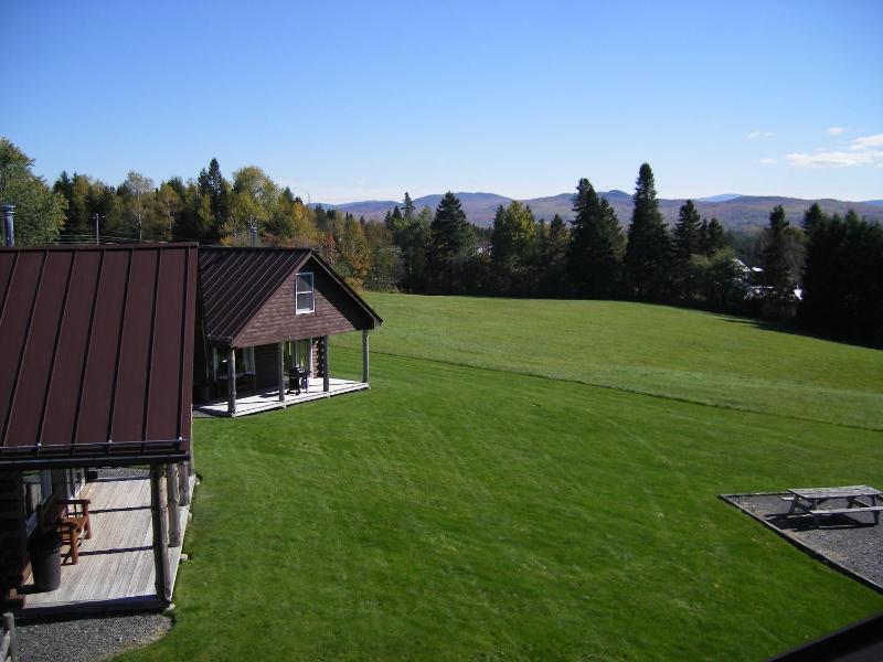Three Bedroom Cabin image 3