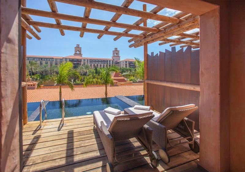 Deluxe Room with Private Pool image 1