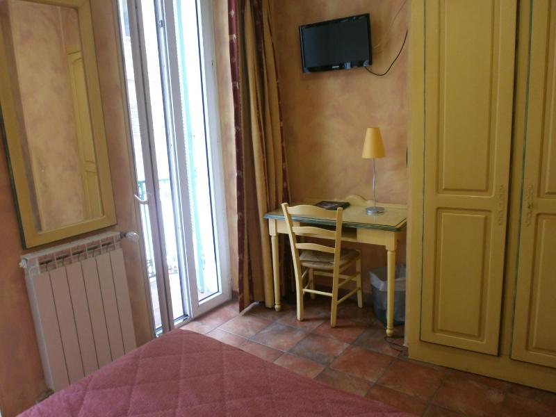 Little Palace - image 28