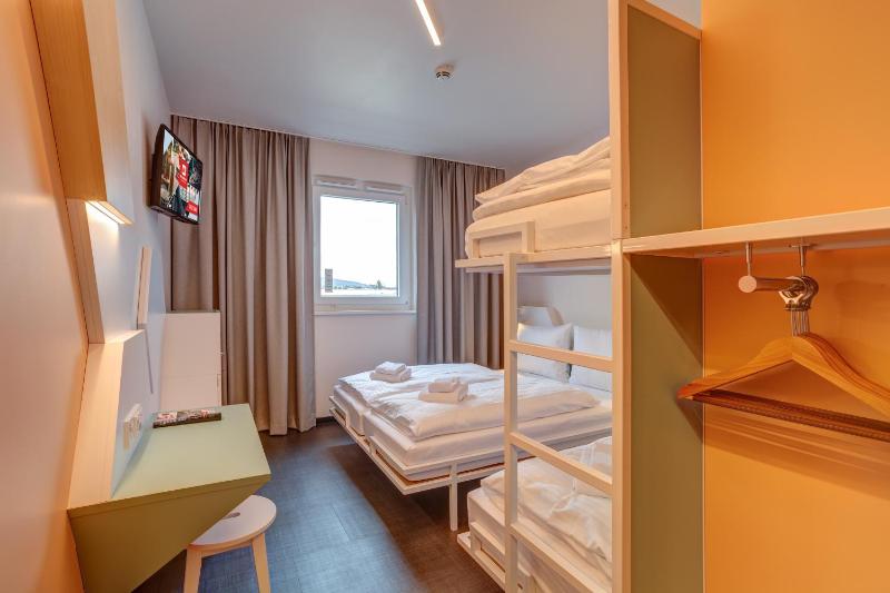 MEININGER Hotel Heidelberg Hauptbahnhof - image 15