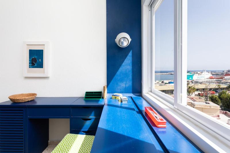 Apartment with Sea View image 2