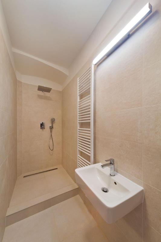 Superior Apartment image 3