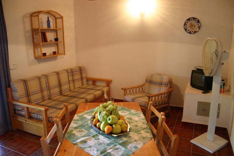 Two-Bedroom Apartment (5 Adults) image 2