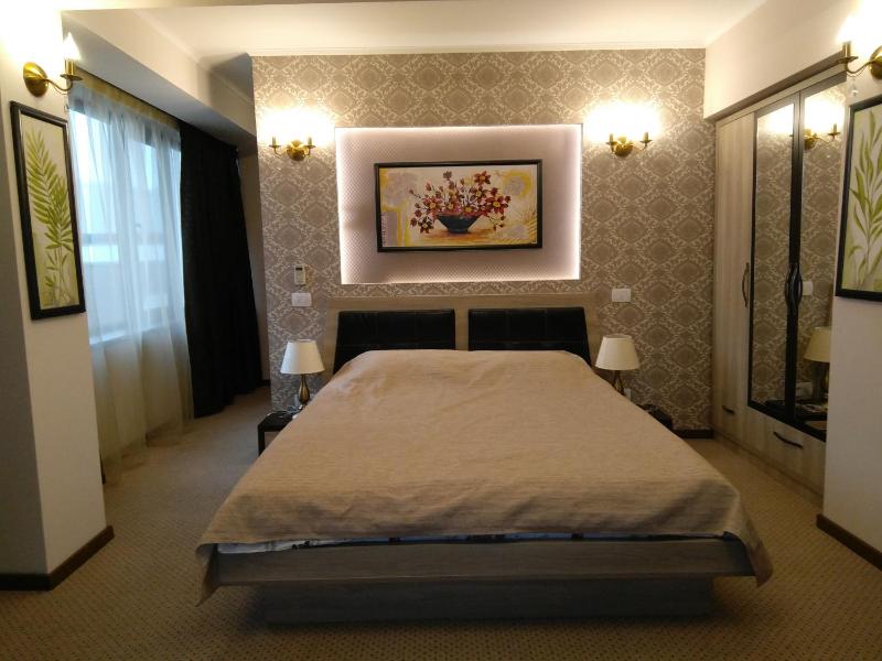 Double Room with Private Bathroom image 2