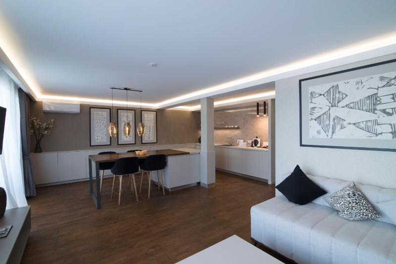 Apartment image 4