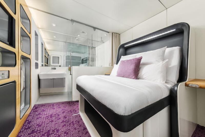 Premium Double Cabin (in Terminal Location) image 1