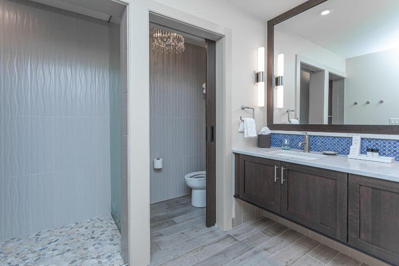 Luxury Quadruple Room image 3