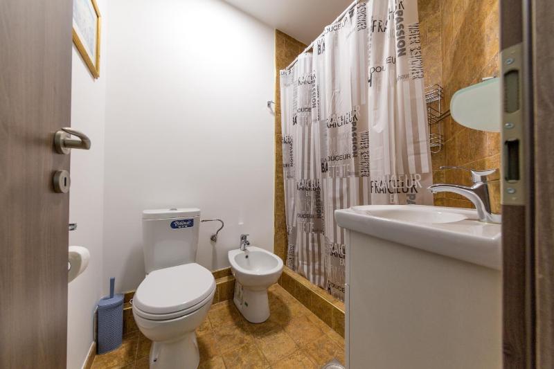 Standard Double Room image 4