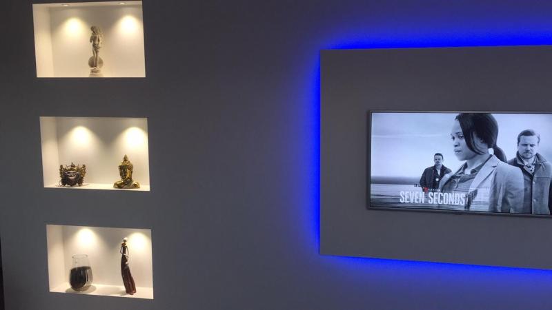 One-Bedroom Apartment image 4