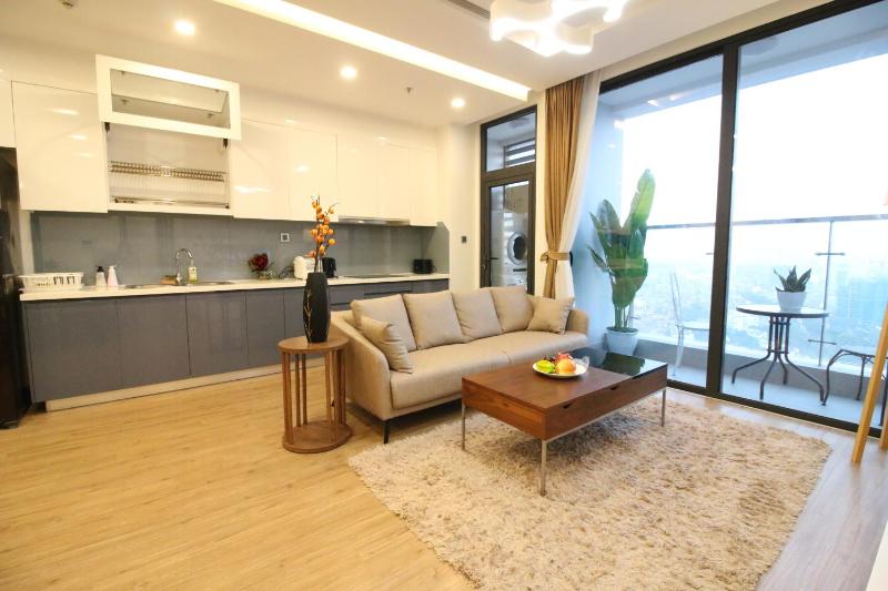Shendo 1BR Metropolis Central Apartment Ba Dinh - image 9