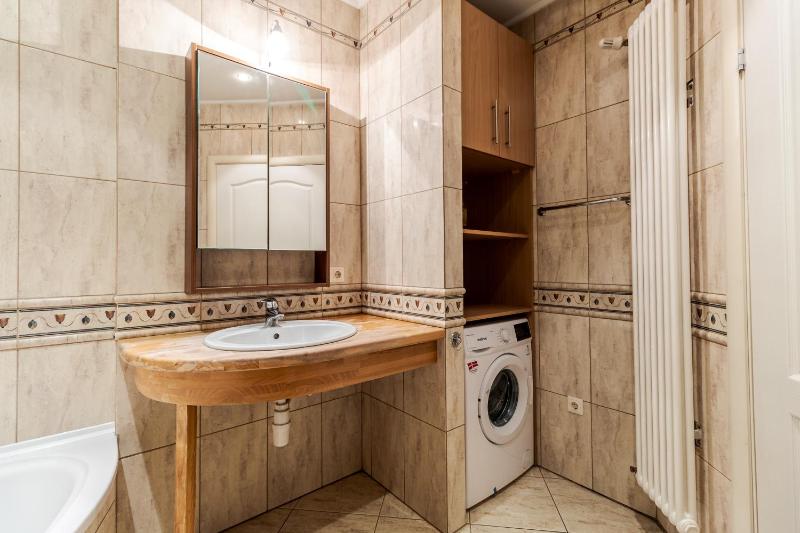 George Apartment - image 14