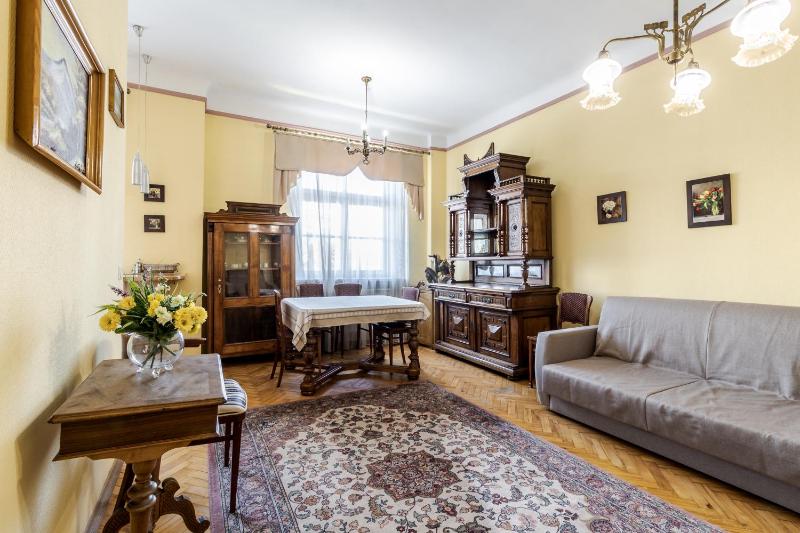 George Apartment - image 1