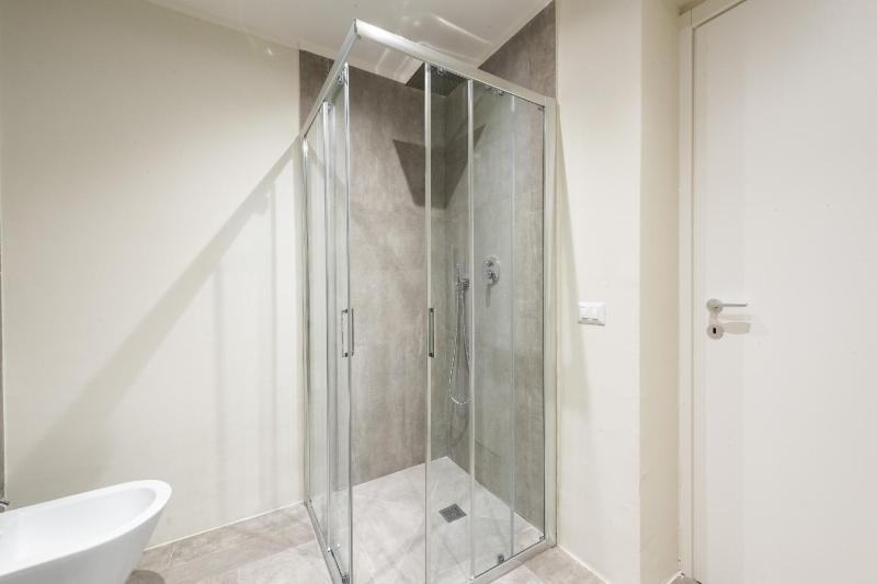 Apartment - Split Level image 2