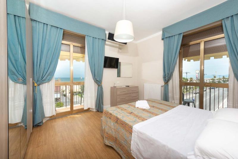 Hotel La Pace - image 13