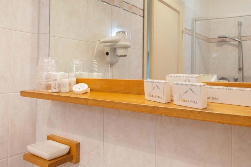 Hotel La Pace - image 9