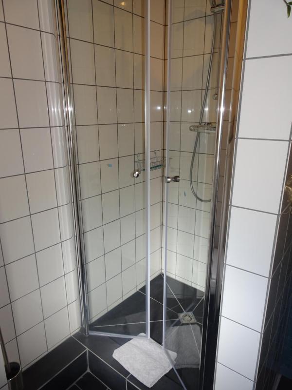 Double Room with Private Bathroom image 3