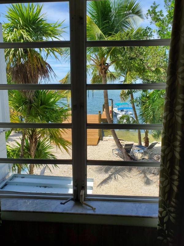 Queen Room with Sea View #1 image 2