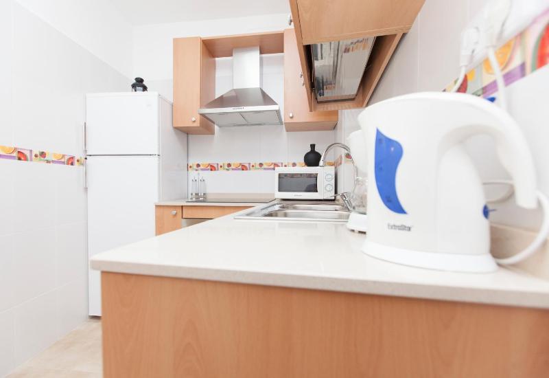 Superior Three-Bedroom Apartment image 1