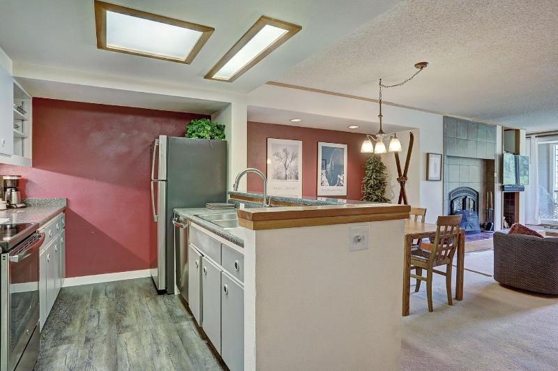 One-Bedroom Apartment image 1