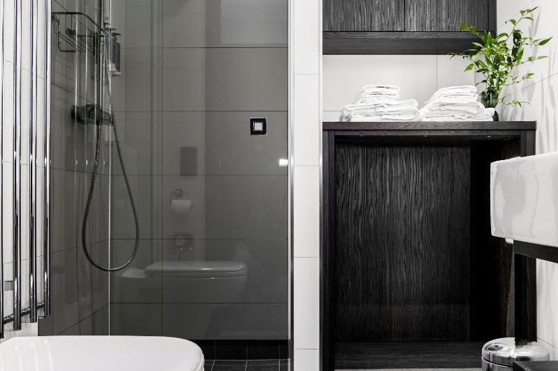 Standard Apartment with Courtyard Views (Pool not included) image 4