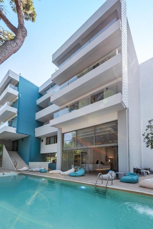 Triton Boutique Hotel - image 18