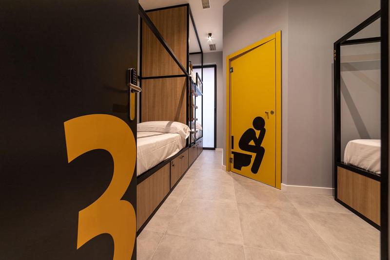 Quadruple Room with Private Bathroom image 1