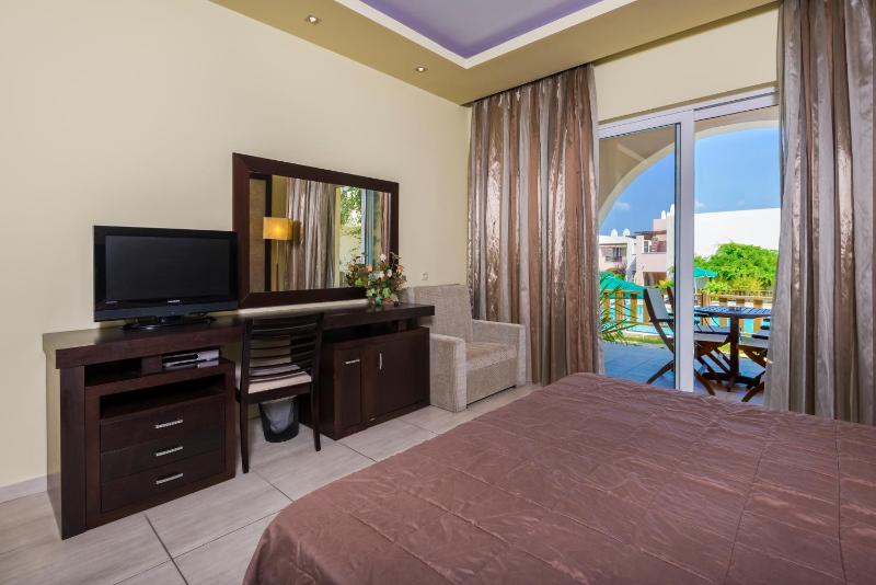 Family Room  image 2