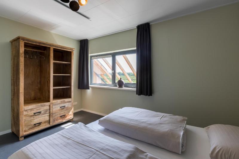 Five-Bedroom House image 2
