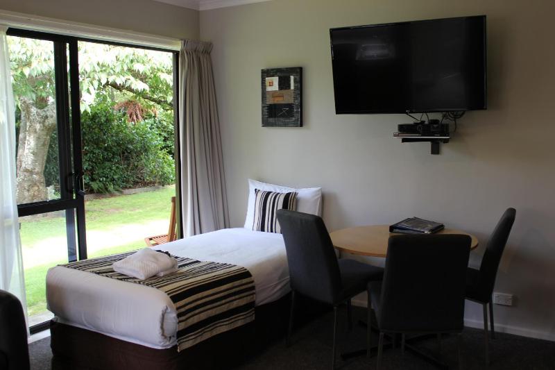 Quality Inn Acapulco Taupo - image 50