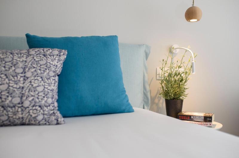Single Room image 3