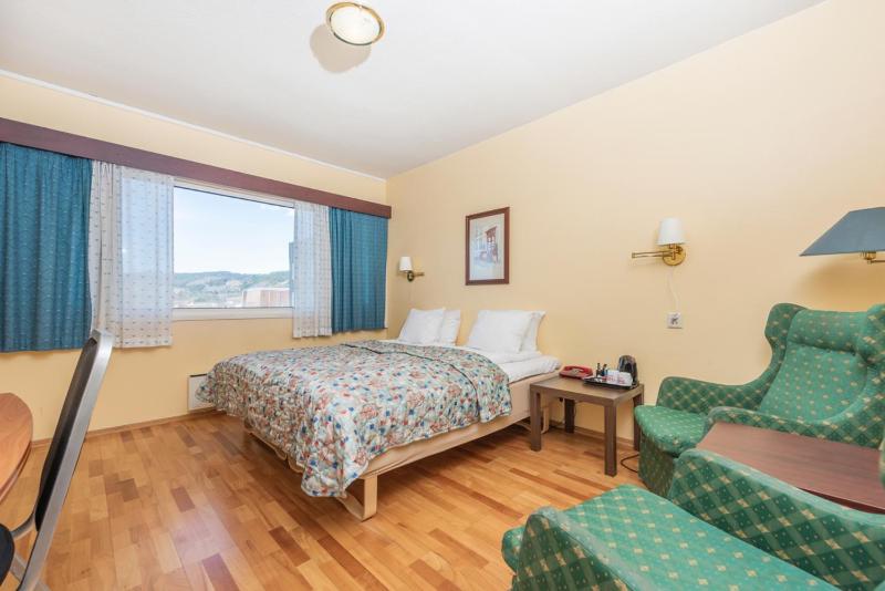 Budget Double or Twin Room image 3