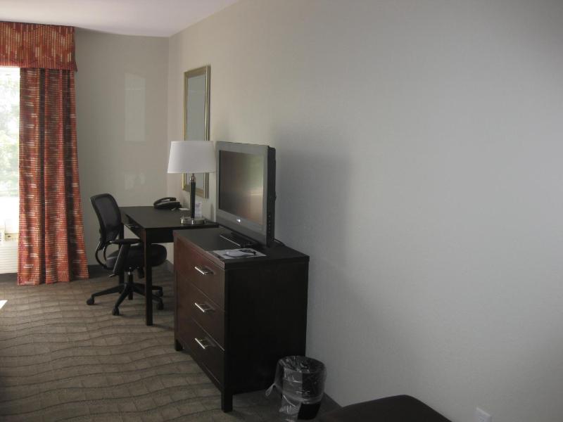 King Room image 4