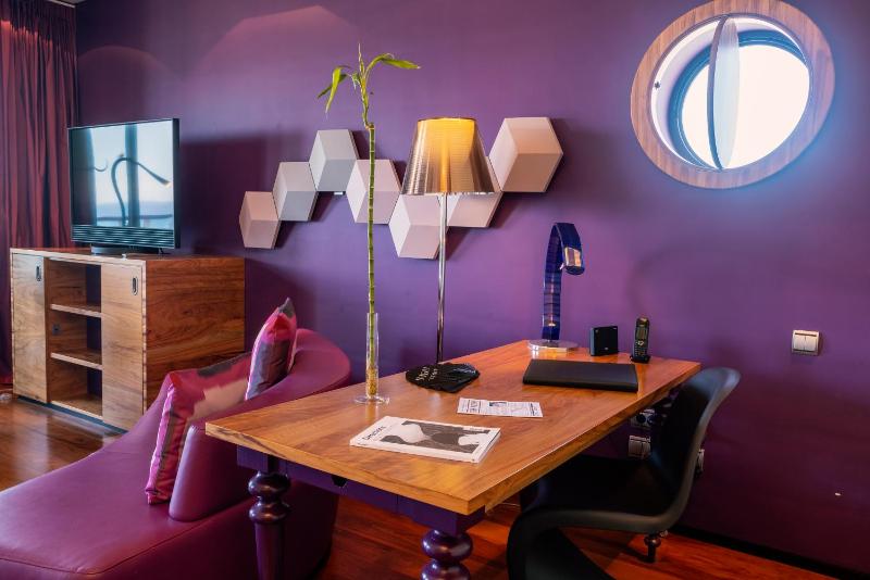 Corner Junior Suite image 4