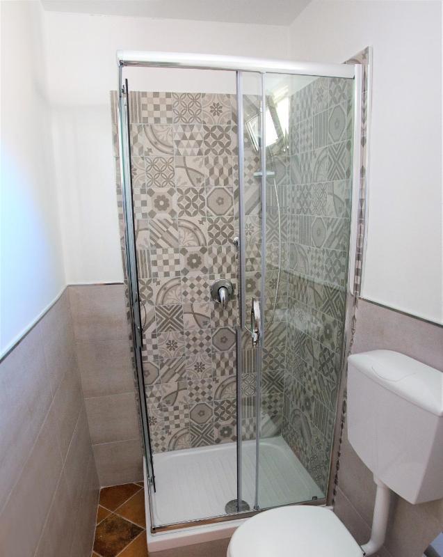 Triple Room with Private Bathroom image 1