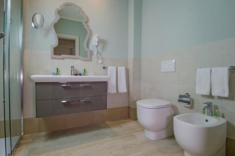 Superior Double or Twin Room image 4