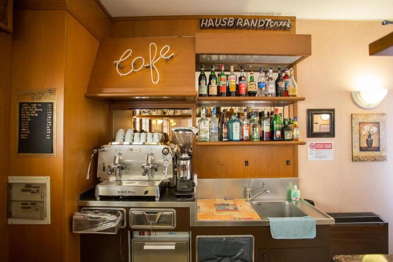 Hotel Benacus - image 36
