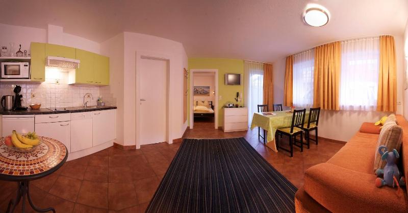 One-Bedroom Apartment image 1