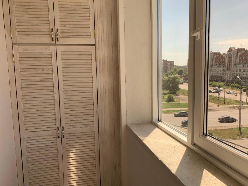 One-Bedroom Apartment image 3