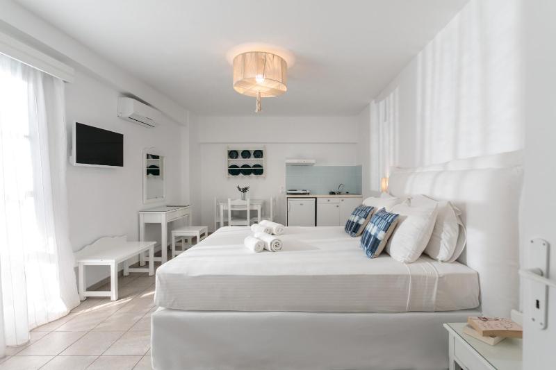 Studio - Basement image 1